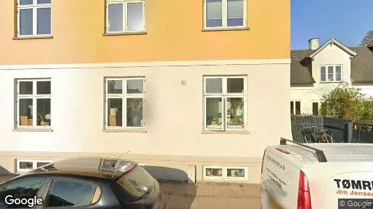 Lejligheder til leje i Charlottenlund - Foto fra Google Street View