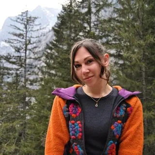 I’m Margherita, I’m 25 y/o and I’m a 2nd year PhD student from Italy. I study alpine plant respon...